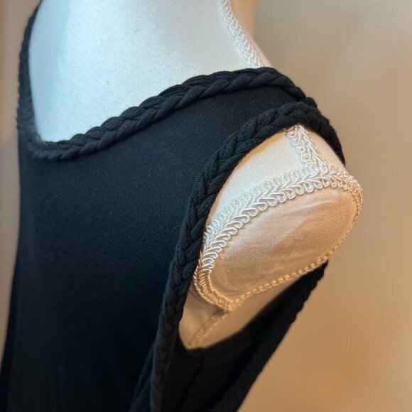 Cable & Gauge Black cold shoulder bell sleeve top, Size Small - Picture 6 of 11